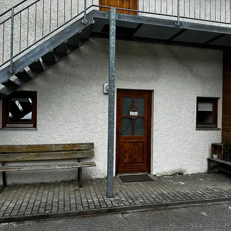 Bauer Wirts Zwei-zimmer-wohnung * Kirchham
