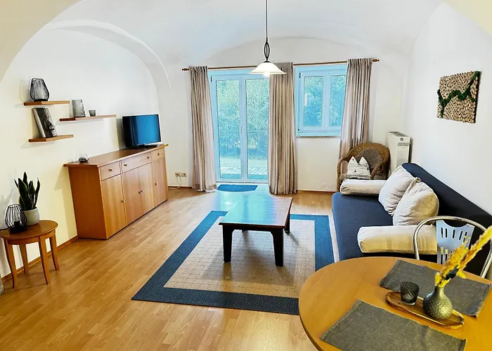 Bauer Wirts Zwei-zimmer-wohnung Daire *